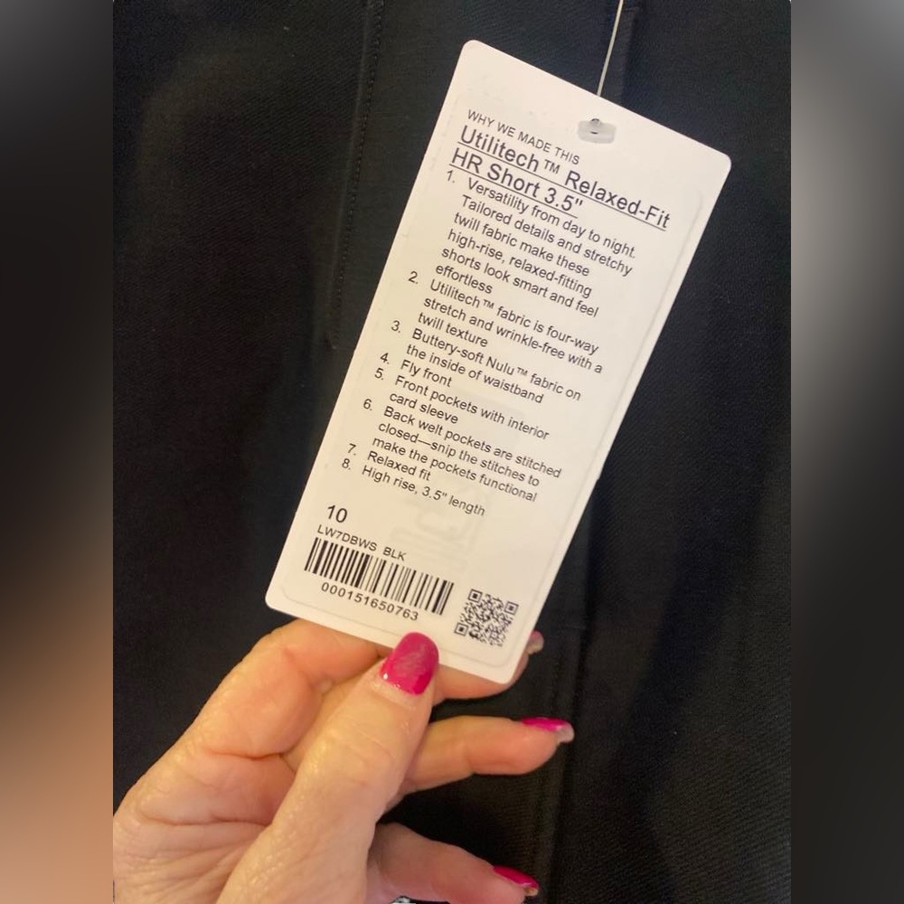 lululemon athletica Black Athletic Shorts Tailored Fit - Picture 4 of 4